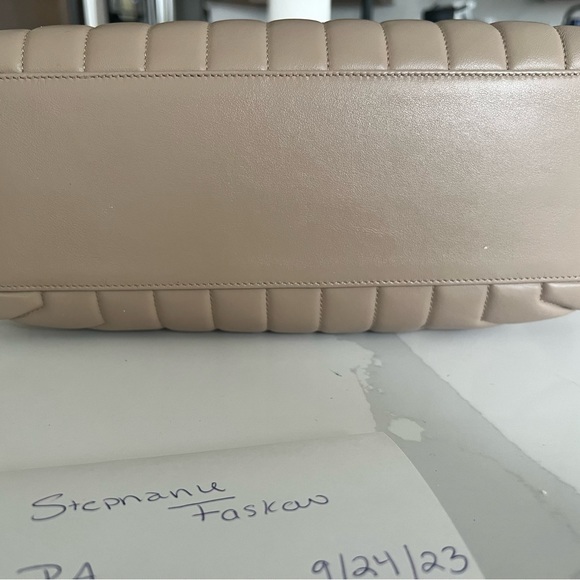 YSL MED LOU LOU. DARK BEIGE AUTHENTIC - Picture 8 of 10